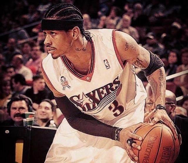 🤍 达维德·安切洛蒂今日重返伯纳乌球场。 来源：Madrid Zone