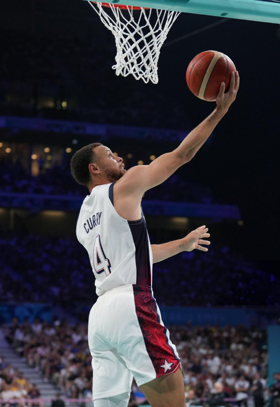 瓦罗兰特国服预计年内上线，预约热度不减，uzi却早就玩腻了？