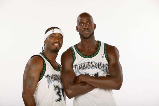 格德斯扳平比分。 来源：马竞官方推特⏱ 55分钟 ｜ 皇家社会1-1马竞