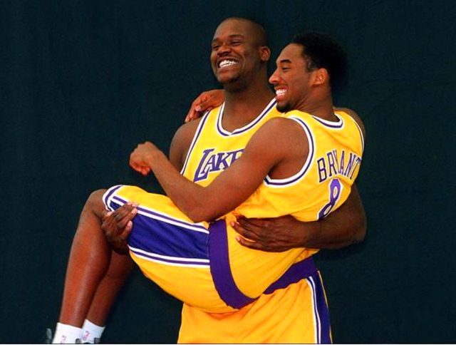 中超：上海海港3-2险胜深圳队