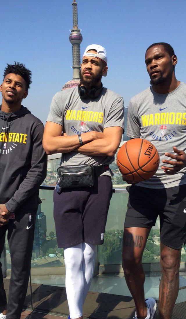 每体：拜仁巴萨有意霍村前锋阿斯拉尼，转会费不超过2500万欧