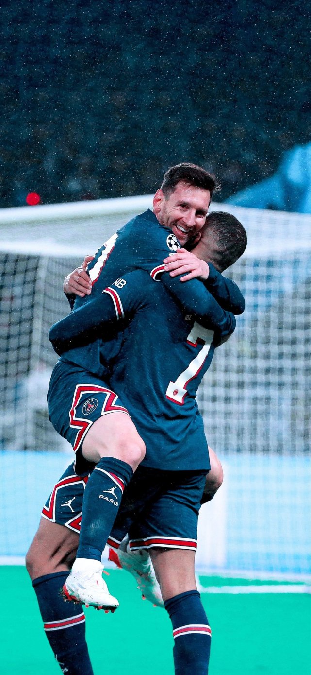 杨瀚森一战登顶热搜，7词条百万搜索，韩乔生：天赋一览无余