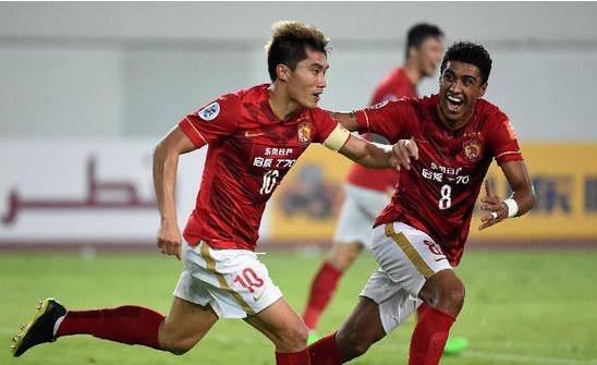 女排决赛-刁琳宇受伤无碍3-0上海 江苏胜场1-0夺冠军点