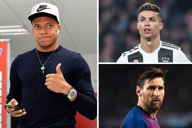 足球这项运动陪伴了我整个初高中，今天我十八岁了，...