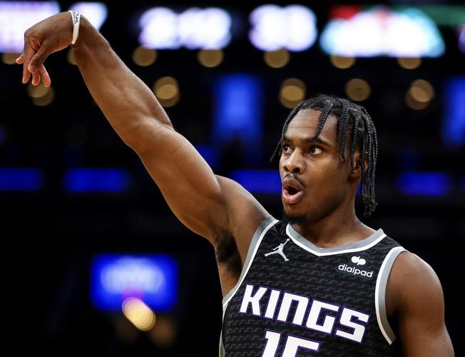 记者：苏亚雷斯可能离开迈阿密回乌拉圭民族，未来几天是关键