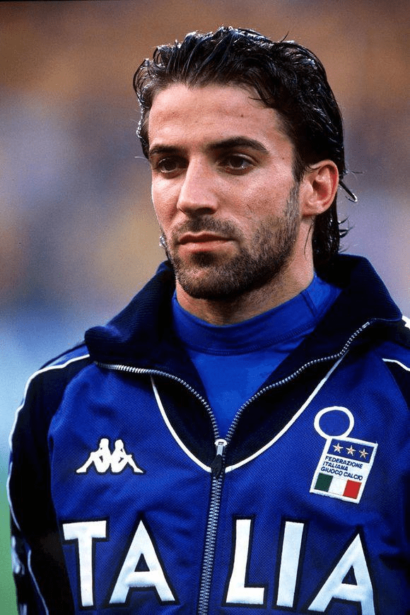 洛杉矶道奇在 2024 年正式签下山本由伸，组建了大联盟史上最强的亚洲投打组合