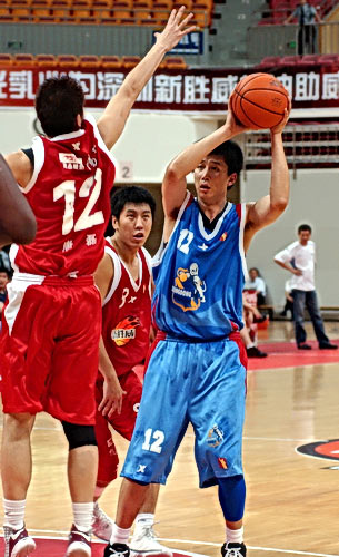 《棒球博彩：合法化后的博弈如何改变了球迷的观赛体验？》