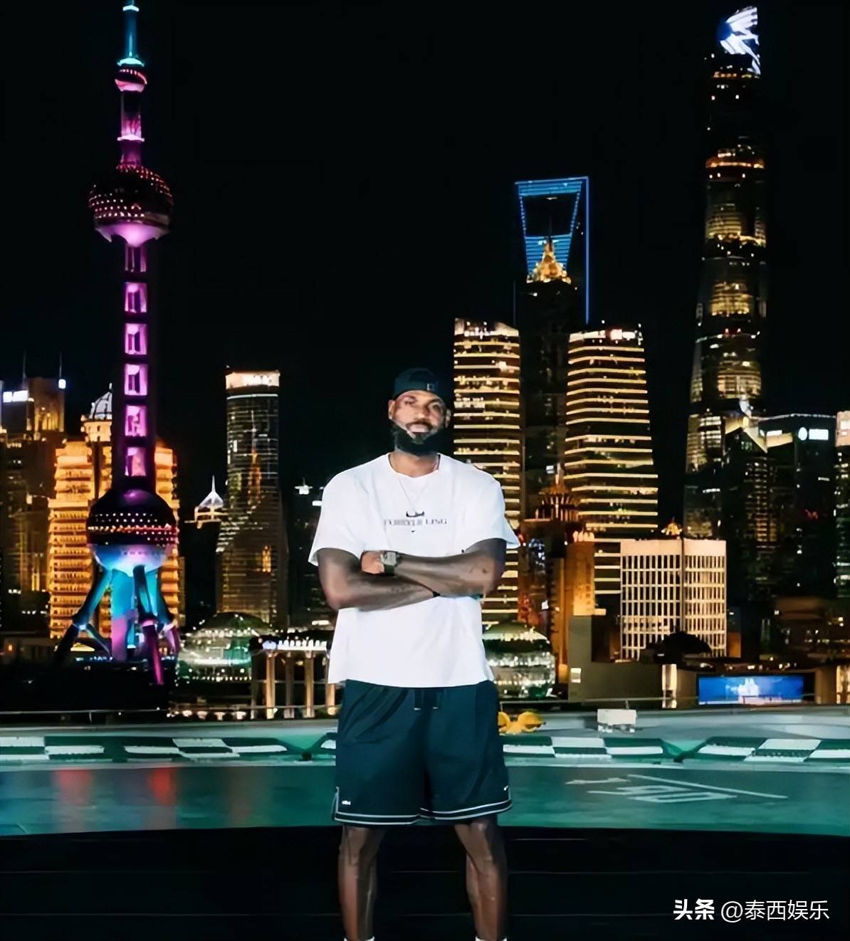 补时4分钟。利兹联队认为库尼亚手球应判点球，但VAR未予支持。 90+1’ ｜ ⚪️ 1-1 🔴 ｜ #MUFC 来源：Stretford Paddock