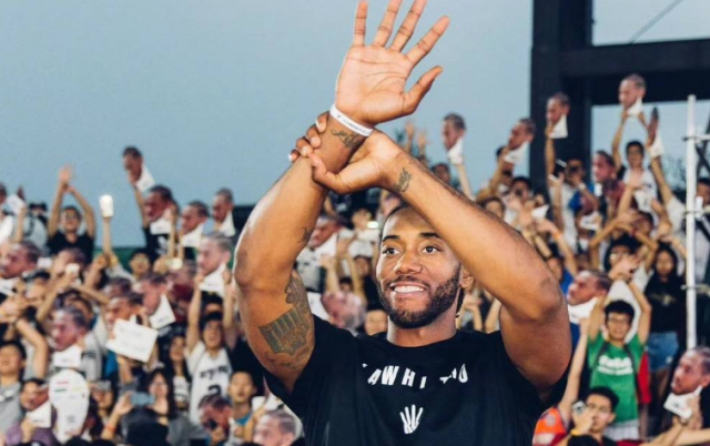 [@TheAthleticFC] #MUFC 来源：Stretford Paddock全部 🚨 去年夏天，曼联对鲁本·阿莫里姆的追求如此坚决，甚至准备以4000万英镑的价格出售科比·梅诺。