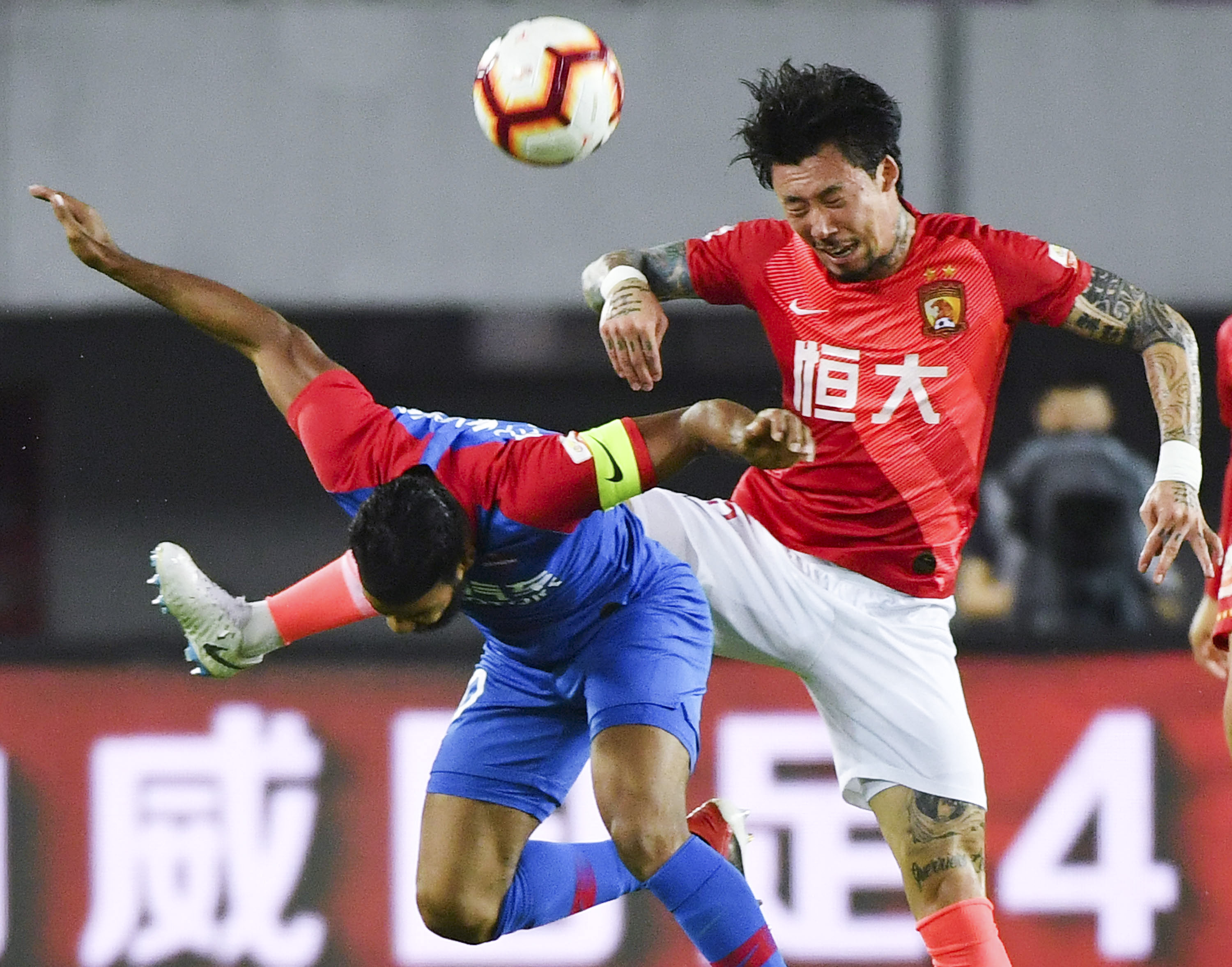 中超赛报：武汉三镇客场战胜山东泰山,