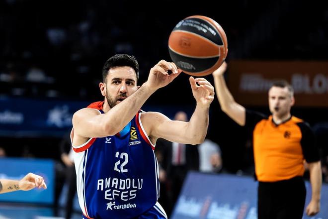 爱迪森巴杰2025季后赛轰3发本垒打，世界大赛G1代打满贯砲