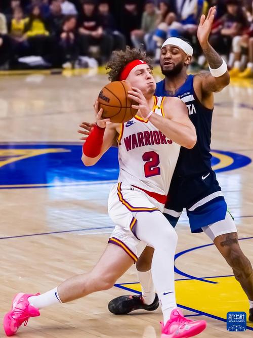 塞尔吉尼奥谈外号“塞鸟”：我像鸟一样，带着大家飞